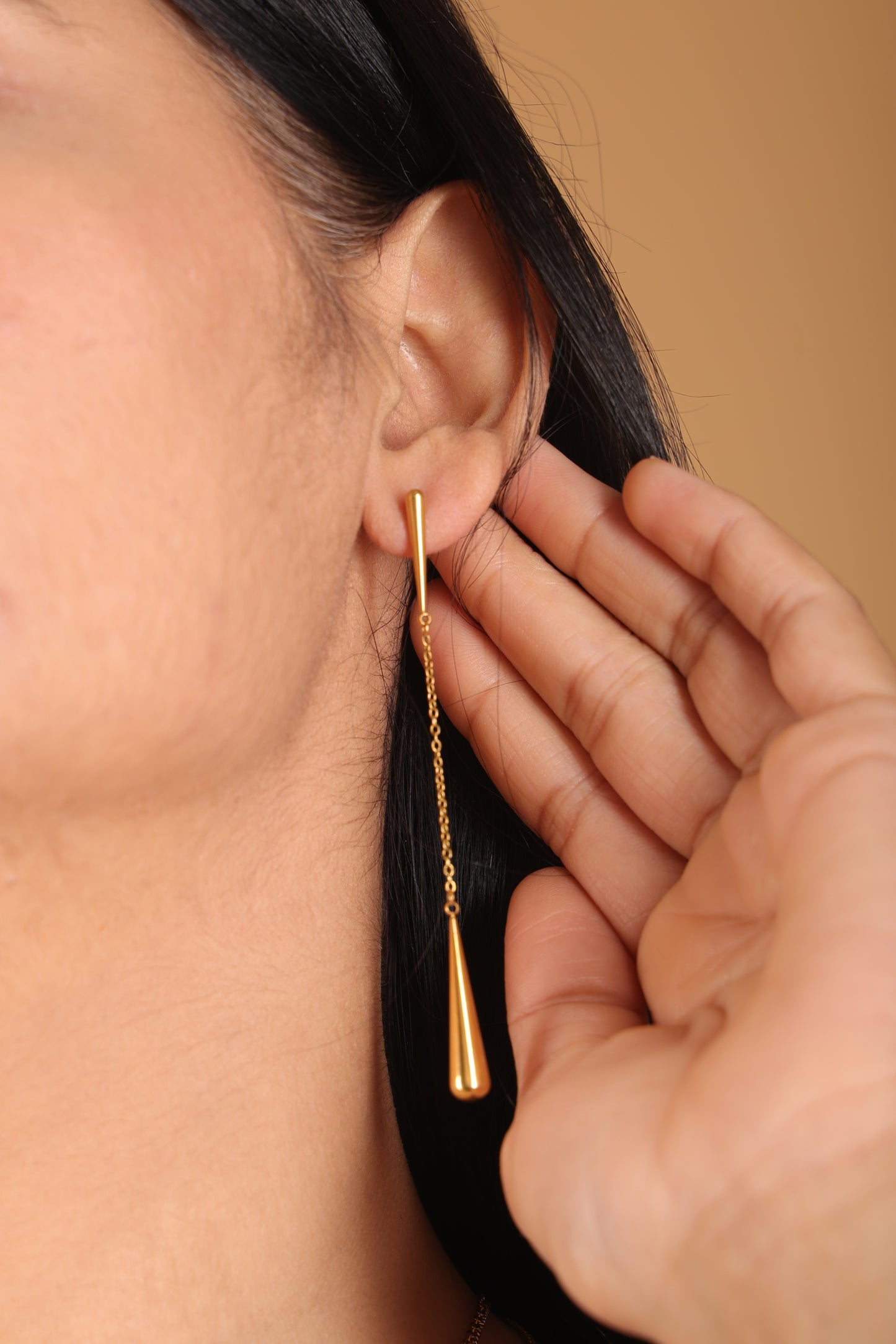 Gold Water Drop Tessel Earrings
