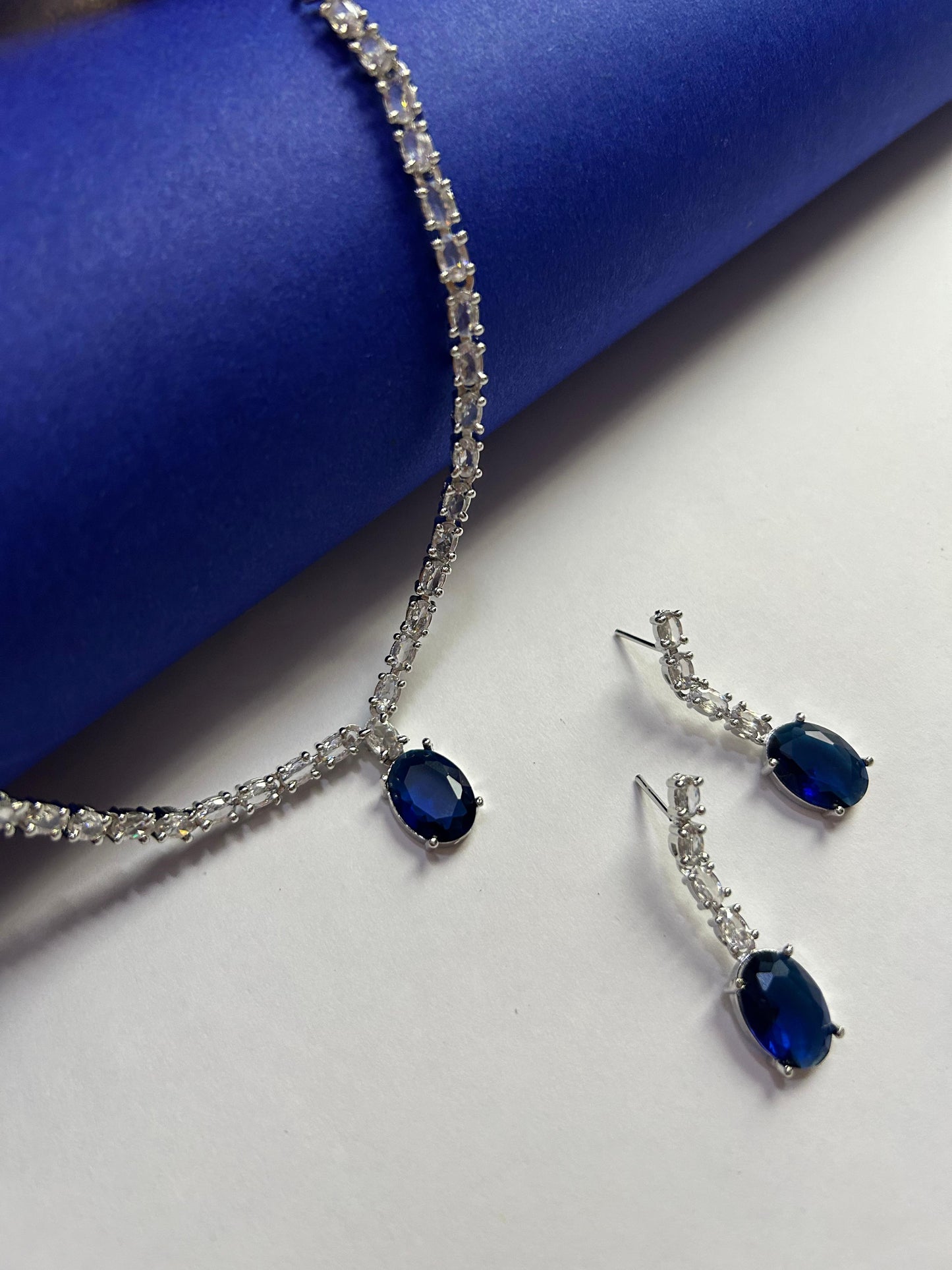 Deep Blue Crystal AD Set ( Necklace and Earring )