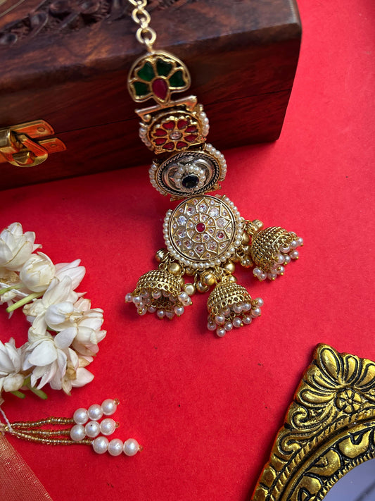Amrapali Kaan Sahara Jhumke Traditional Earring
