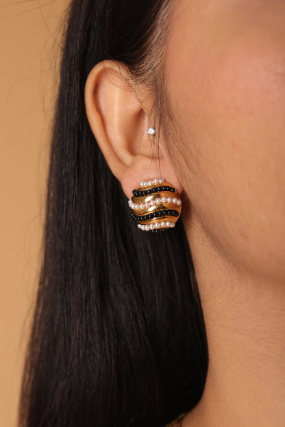 Dancing Ball Pearl Stud Earring