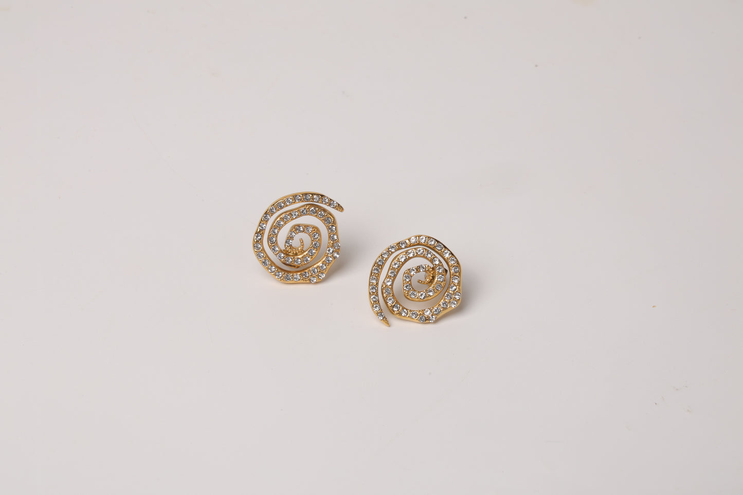 Diamond Spiral Gold Earring