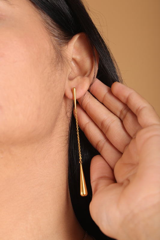Gold Water Drop Tessel Earrings