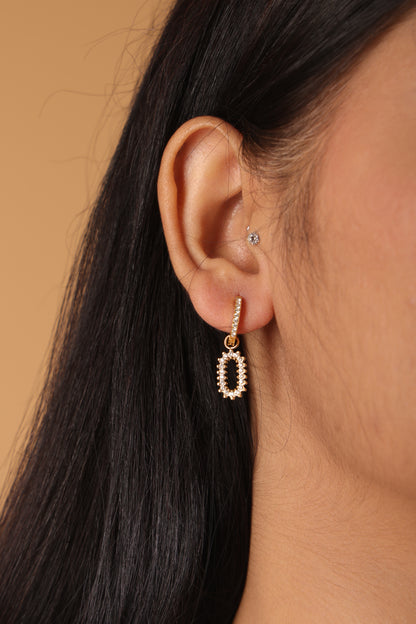 Interlock Stone Dazzle Earrings
