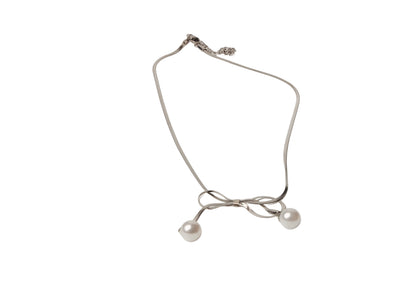 Bow Pearl Silver Necklace