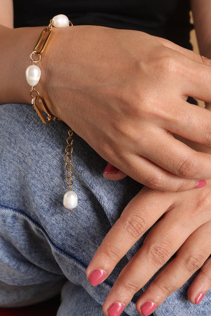 Linking Chain Pearl Bracelet